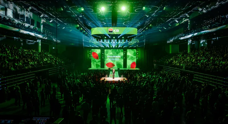 KB Staff meeting / O2 universum / realizace SCREENRENTAL