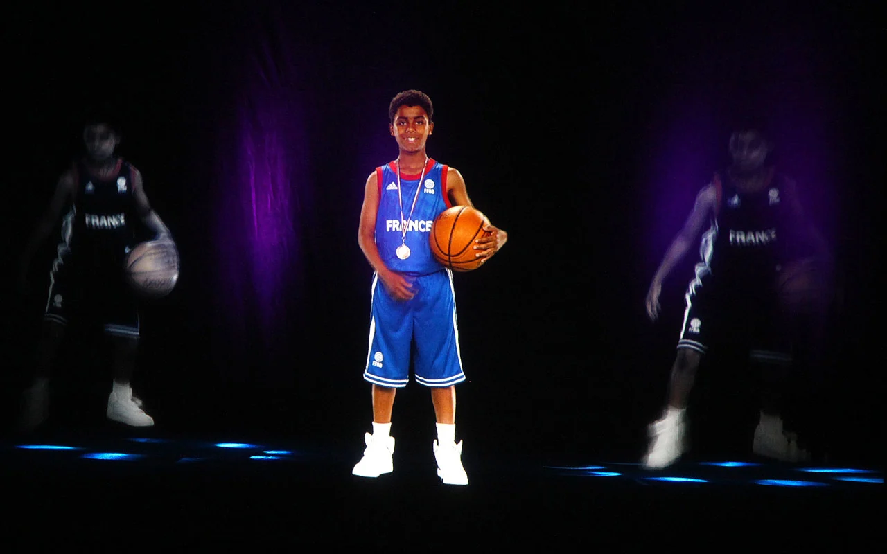 Life-size virtual basketball player — produced by SCREENRENTAL.EU
