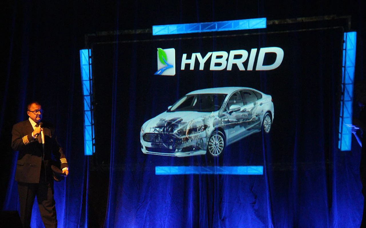 Digital car visualisation — produced by SCREENRENTAL.EU